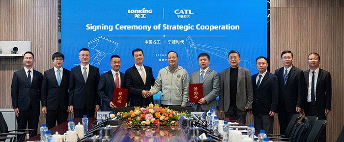 The Year of the Loong Starts a New Chapter, the Strategic Cooperation Begins a New Journey——Lonking and CATL signed strategic cooperation agreement